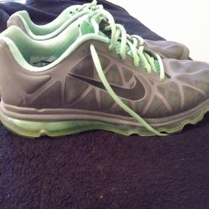 Nike air max